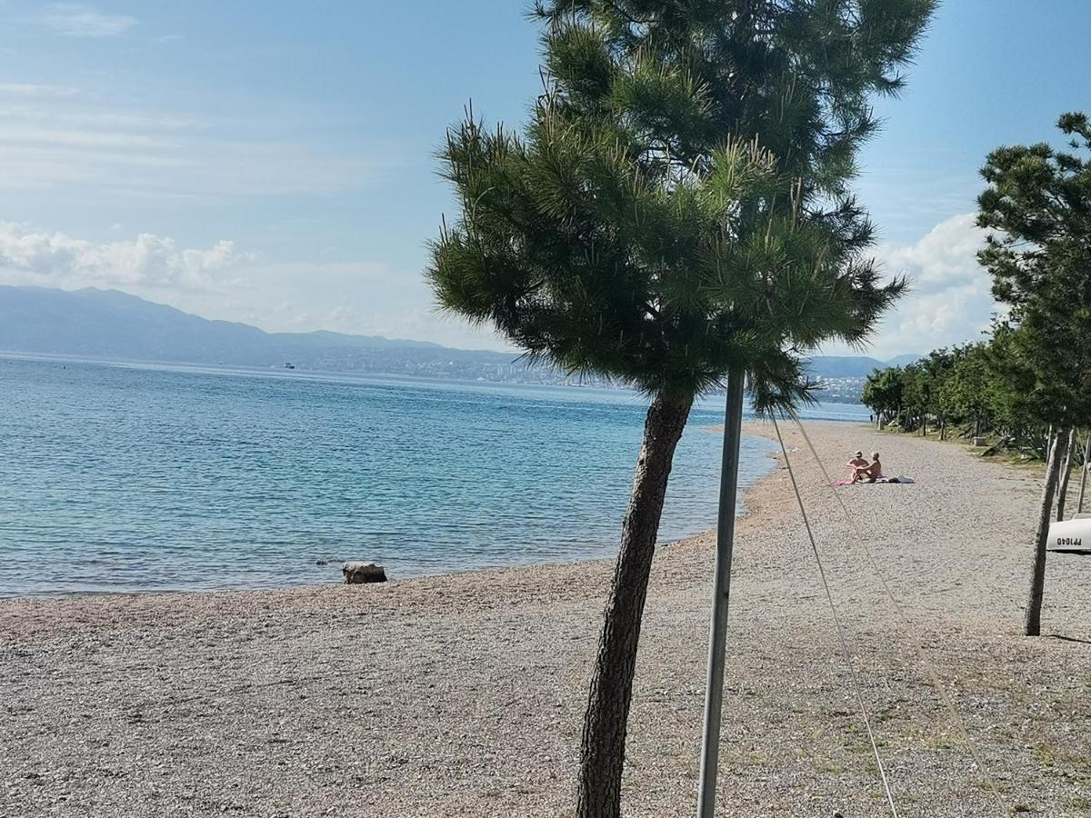 Apartmani Omišalj Екстериор снимка