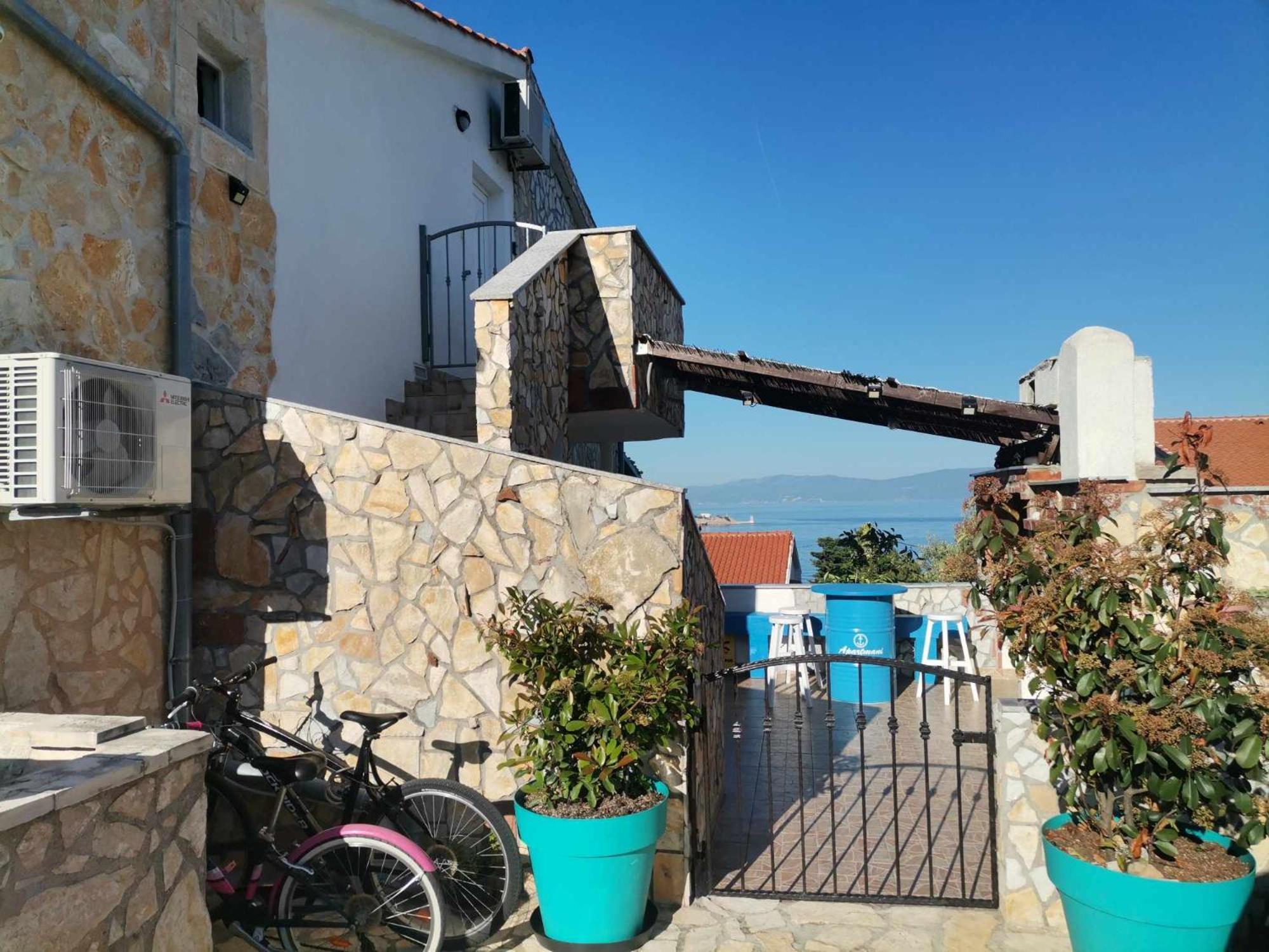 Apartmani Omišalj Екстериор снимка